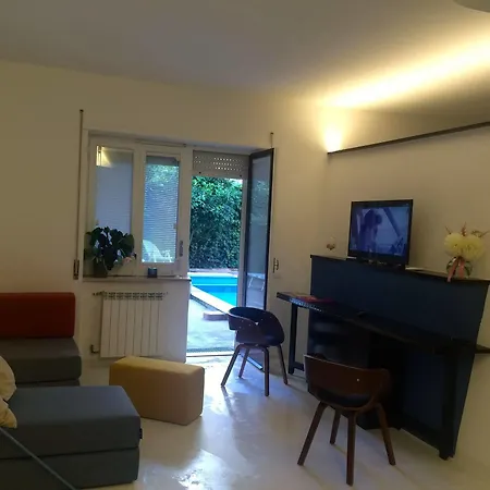 The Pool House Sorrento