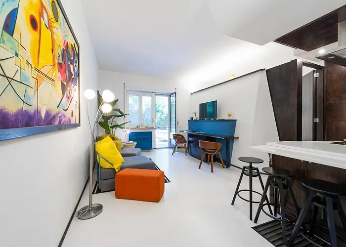 The Pool House * سورينتو